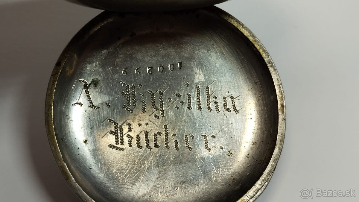 Kapesní hodinky s uprostřed s lehce malovaným ciferníkem. - 2