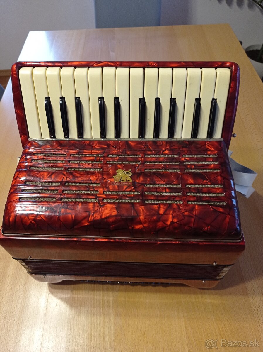 Harmonika, klávesový akordeon - 2