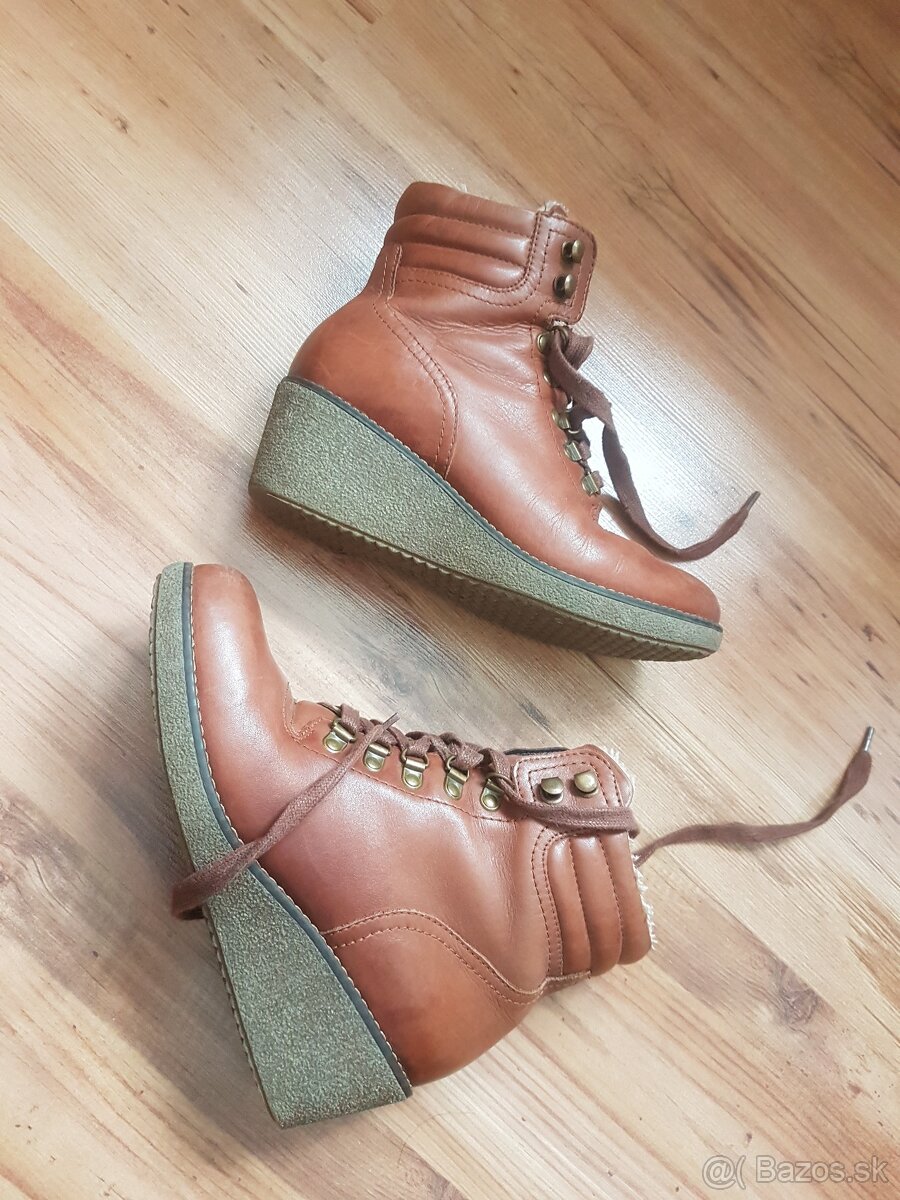 Zateplené topánky/čižmy č.38 - 2