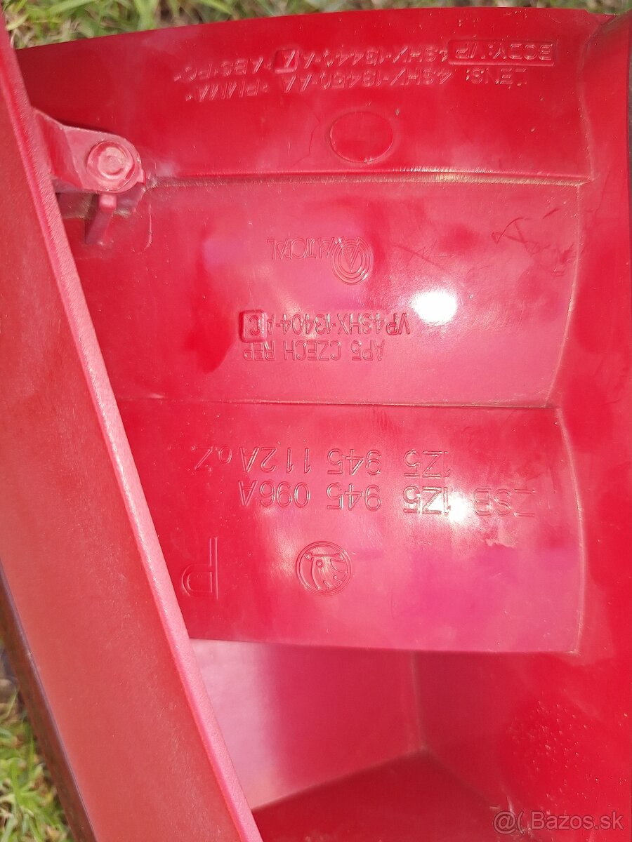 Predám zadné svetlá octavia2 - 2