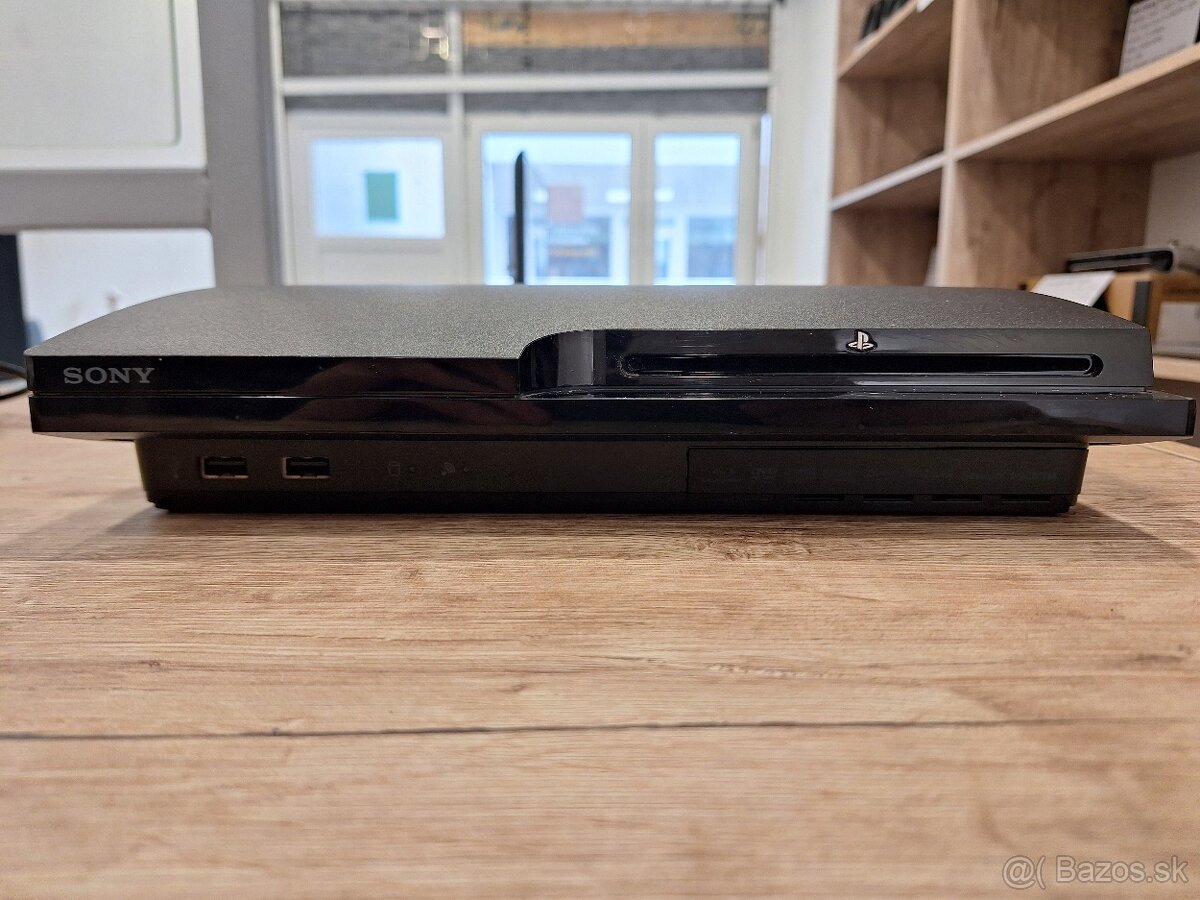 Sony PS3 slim 320gb - 2