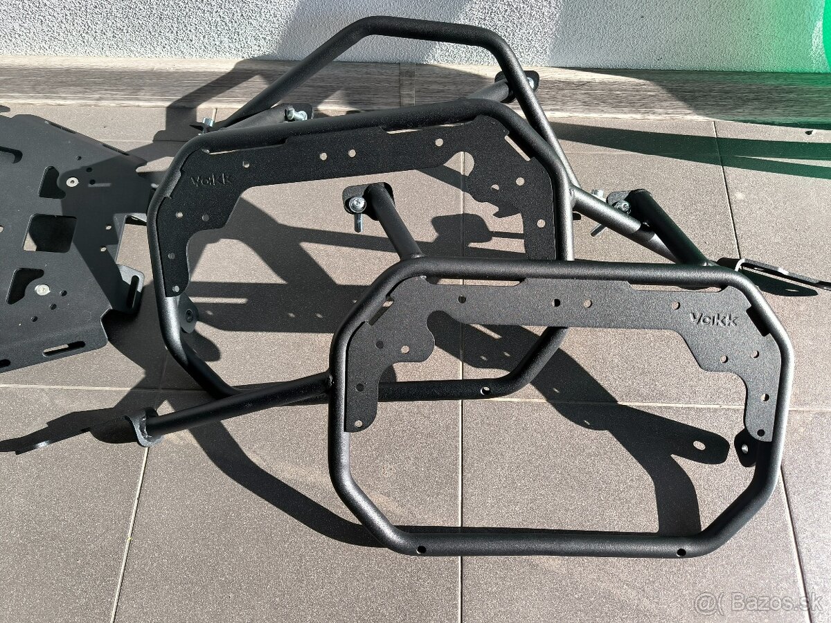 P: zadny nosic + bocne nosice na YAMAHA TENERE 700 NOVE