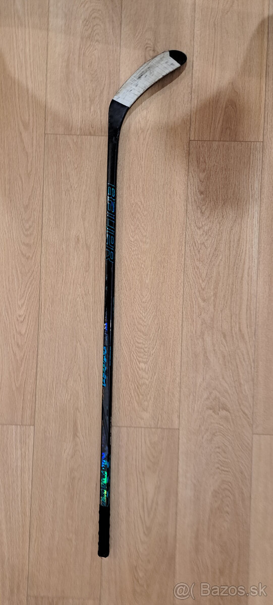 Hokejka BAUER Twitch, F30/P28, ľavá, hraná - 2