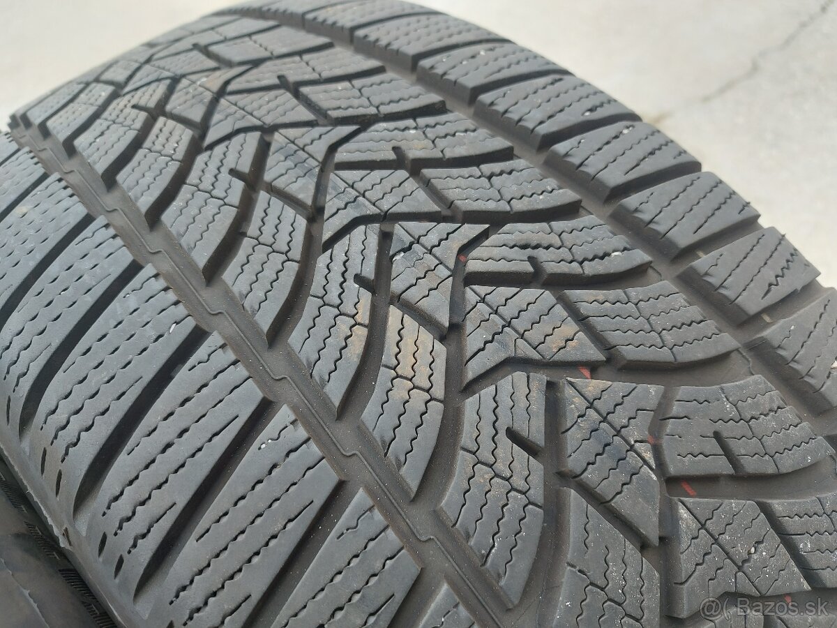 235/55R17 DUNLOP ZIMNÉ PNEUMATIKY - 2