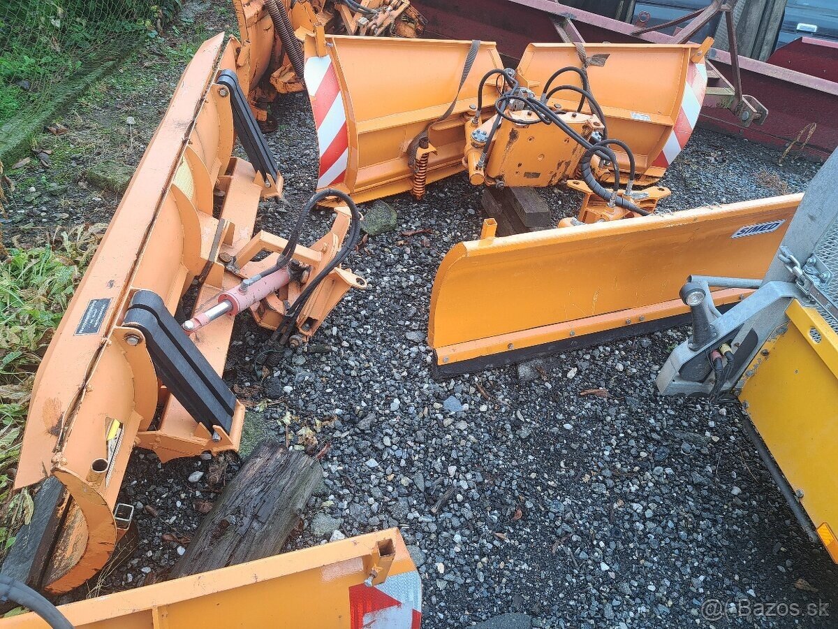 Multicar Čelní otočná sněhová radlica 2m. - 2