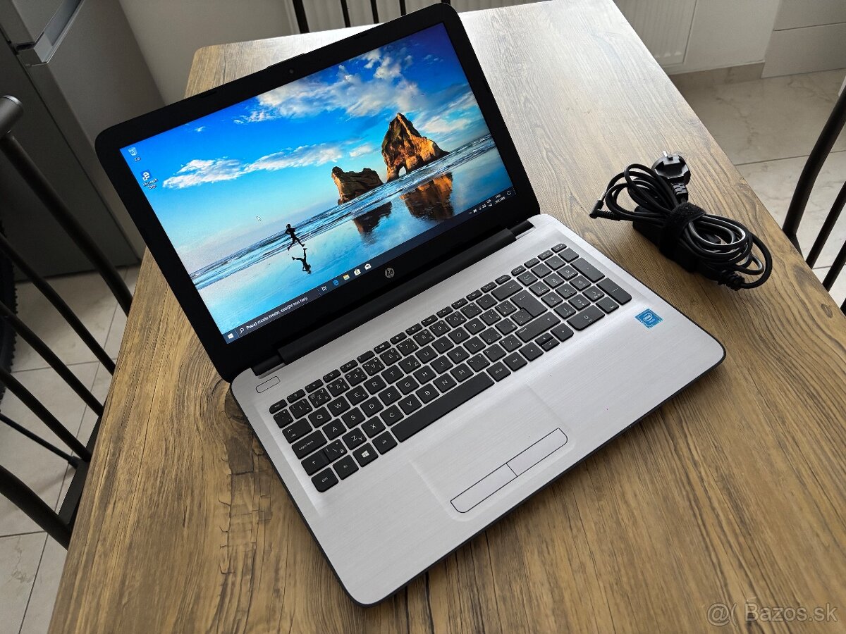 HP/Notebook/4GB RAM DDR4/500GB SSHD/Intel HD 2GB Grafika - 2