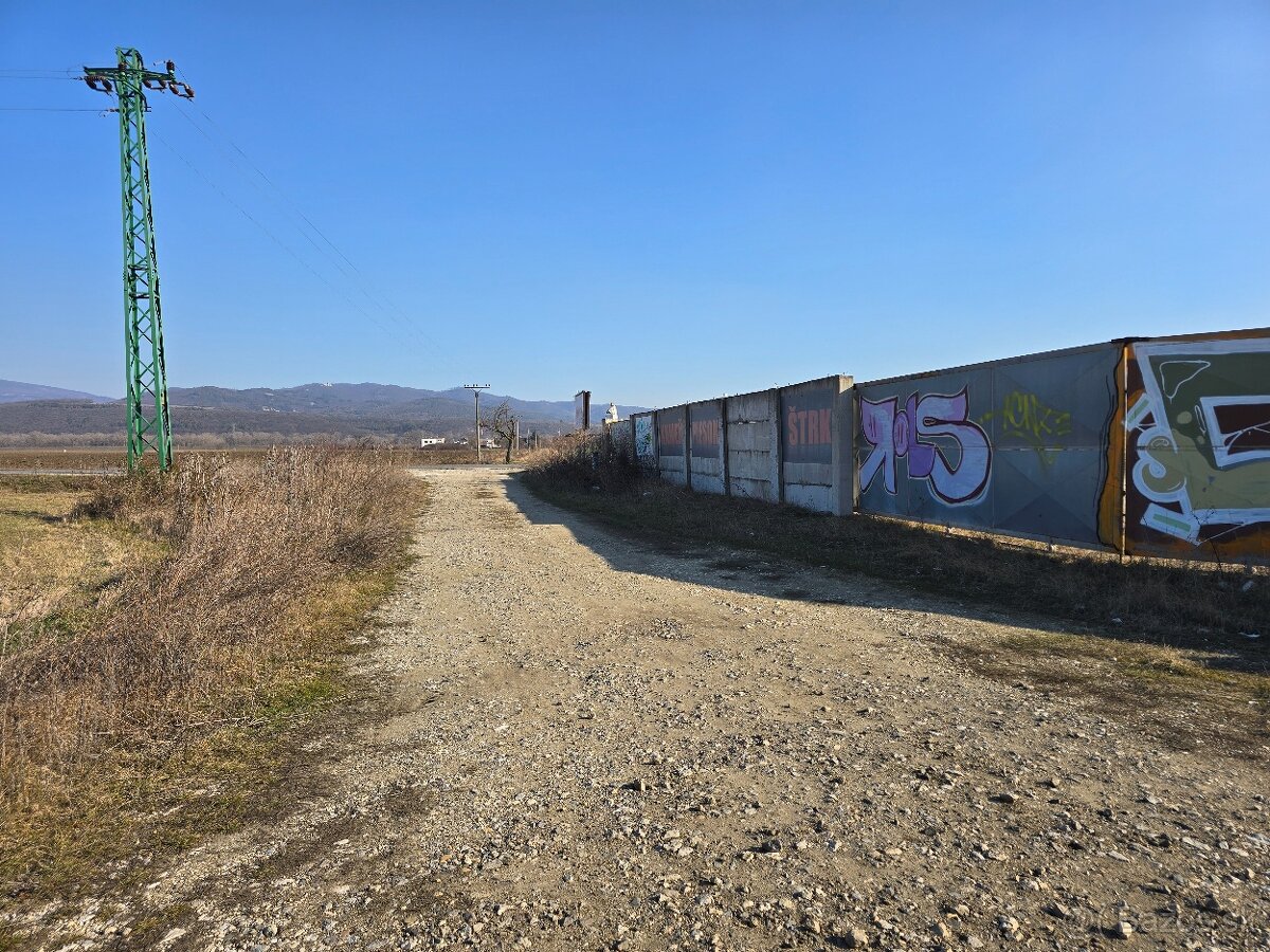 Pozemok na prenájom - 2