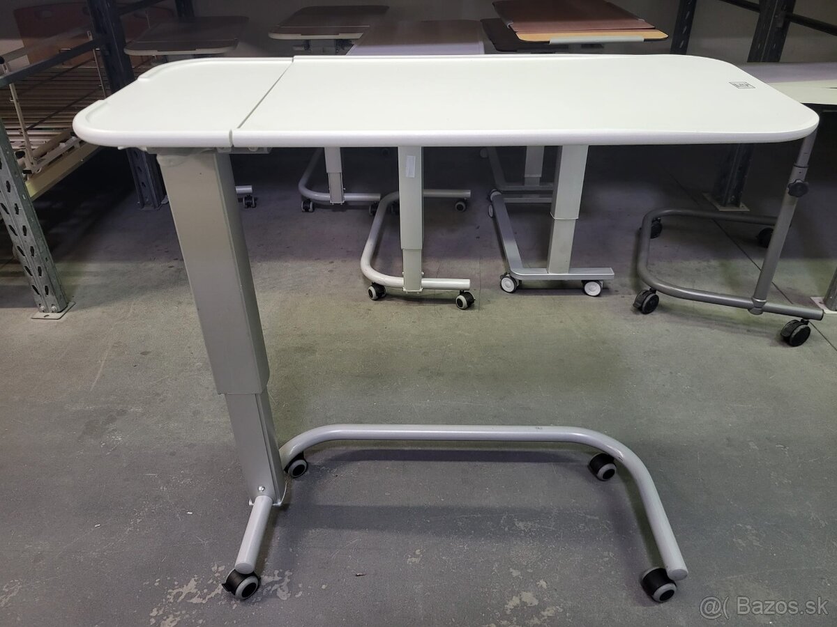Ošetrovateľský stolík - 2