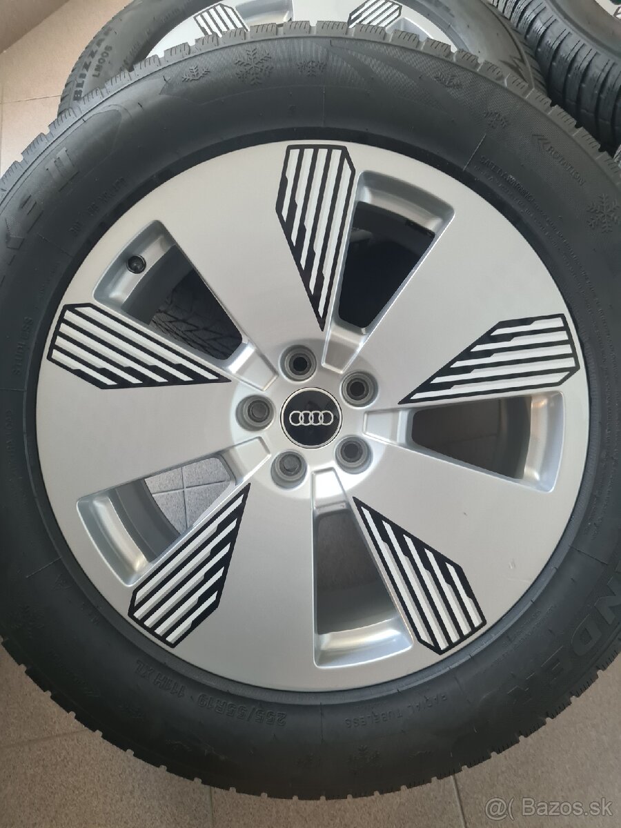 Audi r19 zimna sada E-TRON/ Q8/5×112 /255/55r19 - 2