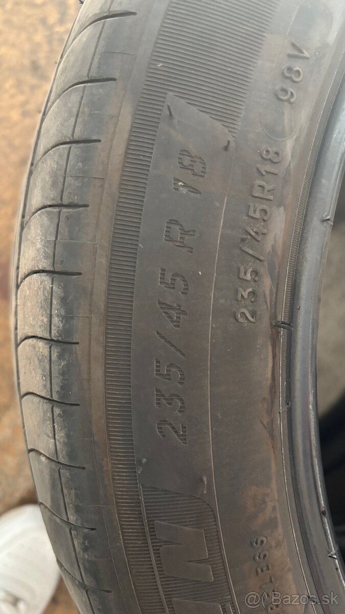 Michelin e.Primacy 235/45 R18 98 Y - 2