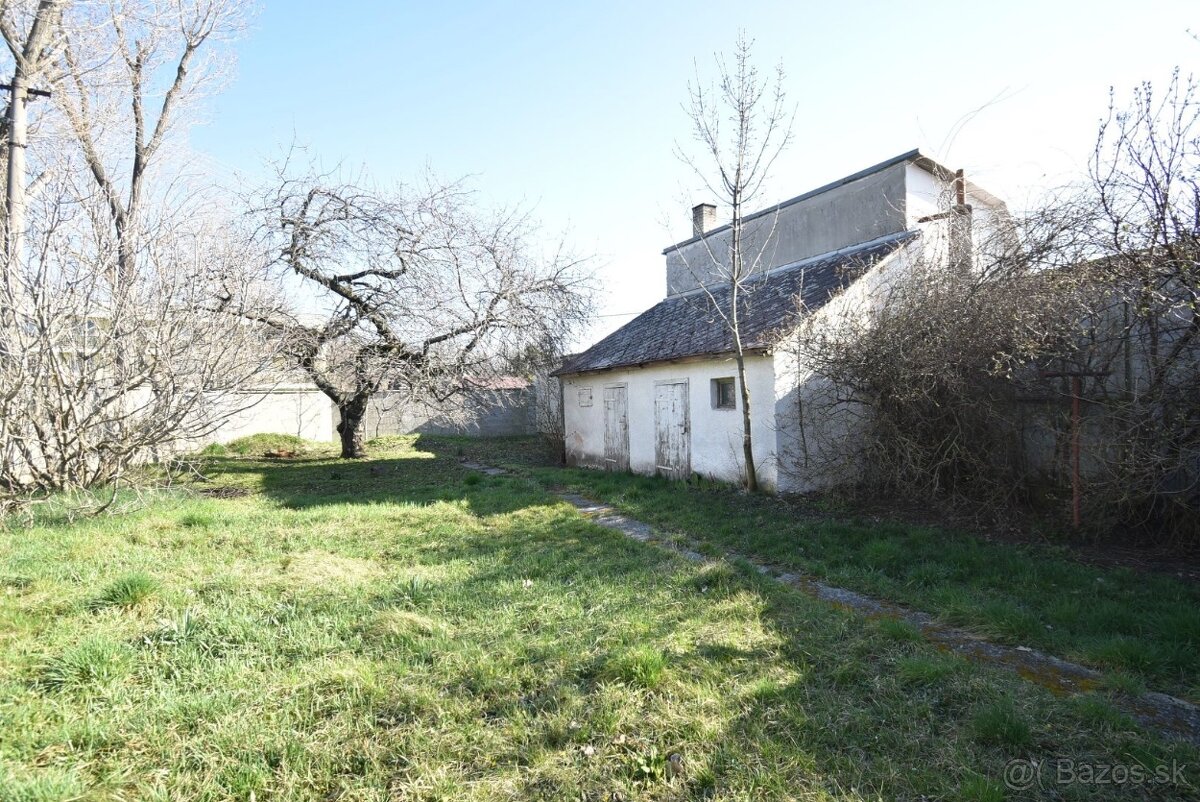 Pezinok: na predaj dom v Pezinku s pozemkom 692m2 - 2