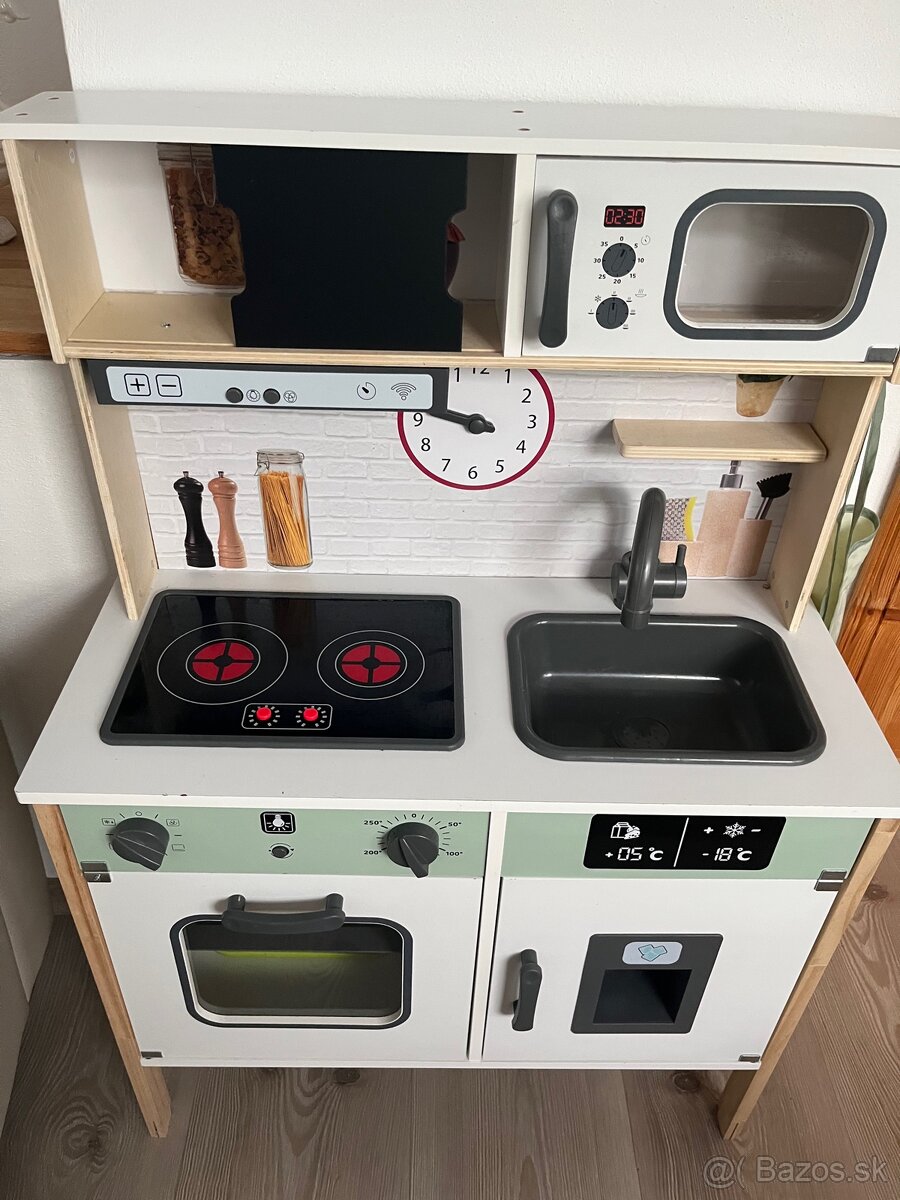 Detska kuchynka Playtive - 2