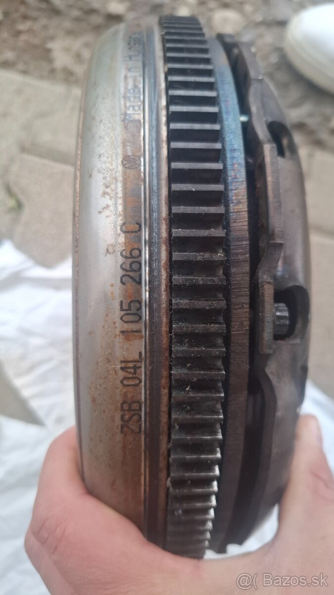 Predám originálnu spojkovú sadu + dvojhmotový zotrvačník - 2