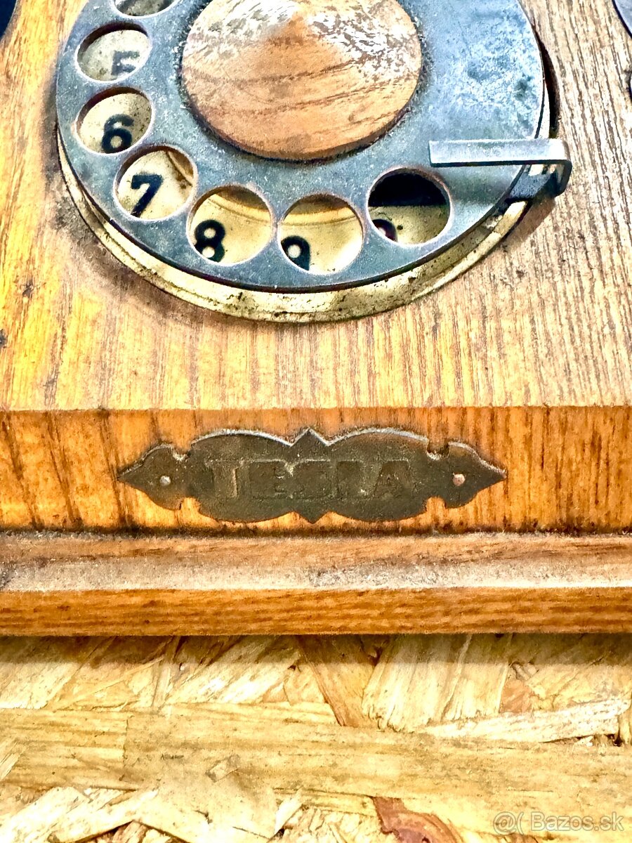 Retro telefón TESLA CS20 - 2