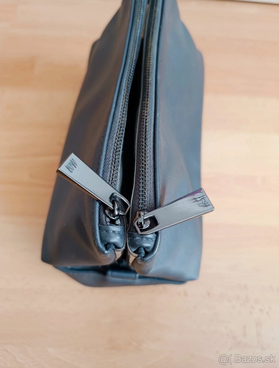 Kozmetická taštička - 2