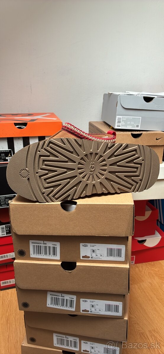 UGG Tazz Chestnut EU39 - 2