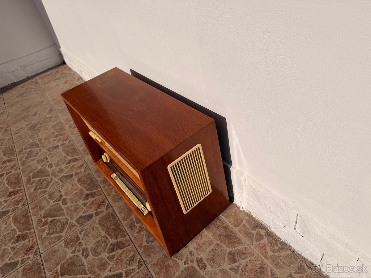 Predam funkčne radio Stradivari 3 - 2