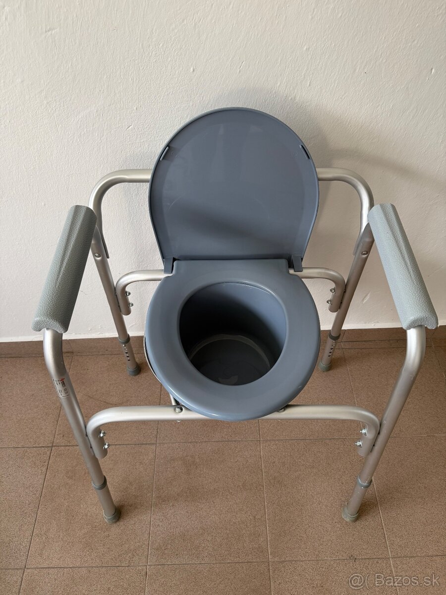 Toaletná stolička pre seniorov - 2