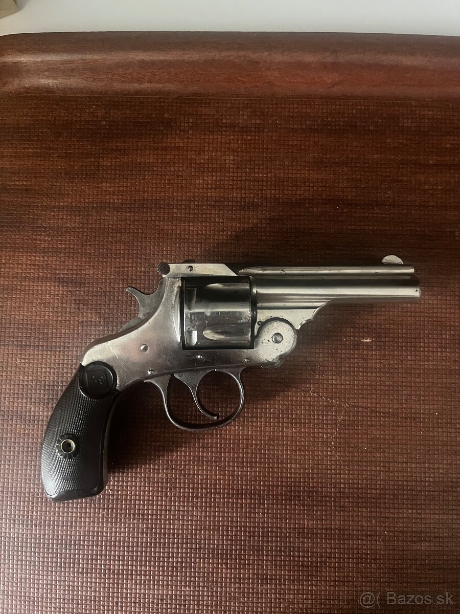 H&R 38sw 1890 - 2