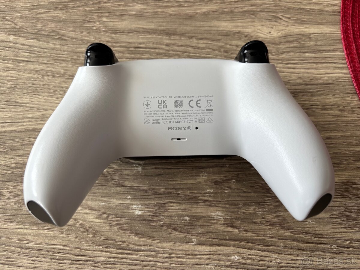 PS5 Dualsense - 2