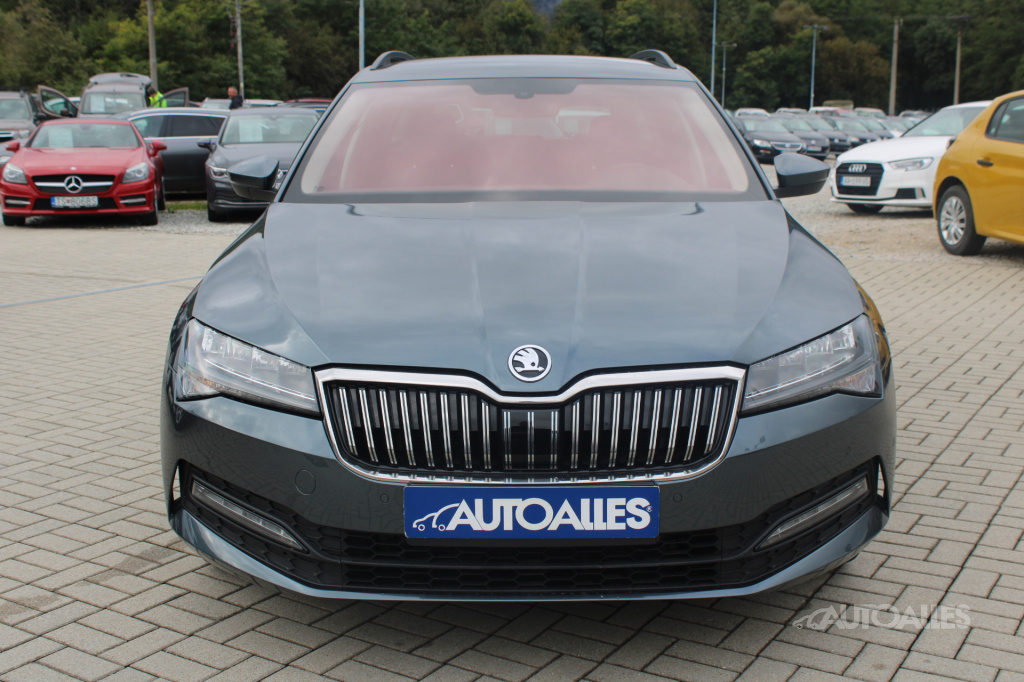 Škoda Superb Combi 2,0 TDi DSG 90 kW - 2