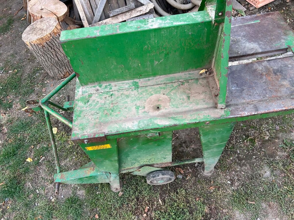 Predám cirkulárku na Kardan za traktor - 2