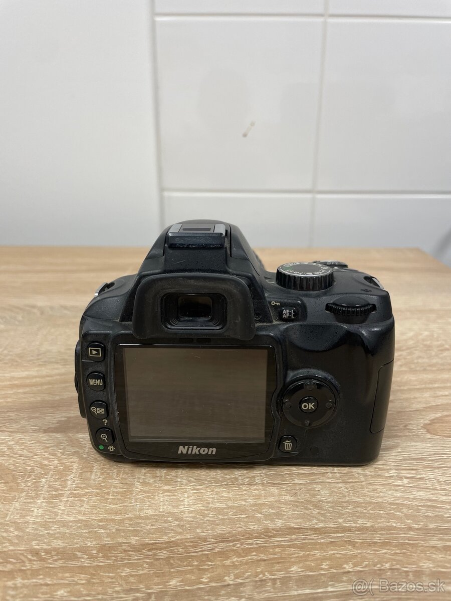 Nikon D60 + objektív Nikkor 18–55 VR + nabíjačka - 2