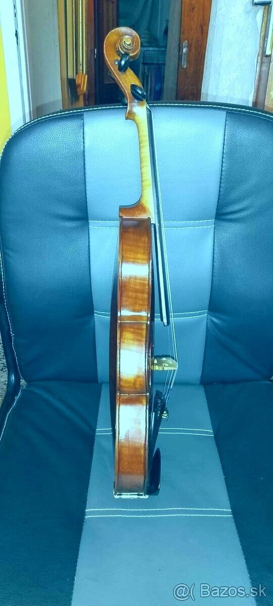 Predam cele husle 4/4 Pekny majstr.kusok - 2