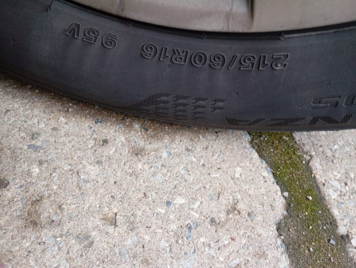 Predám letné pneumatiky 215/60R16 - 2