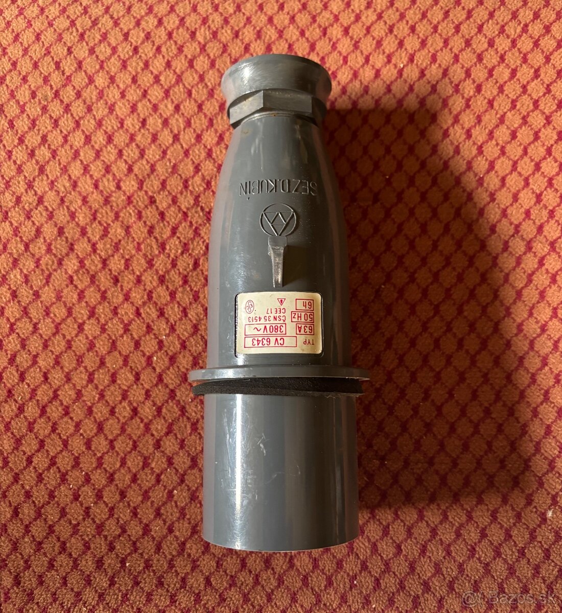 Zásuvky,Zástrčky - 2