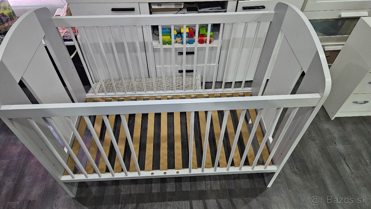 Predám postieľku - 2