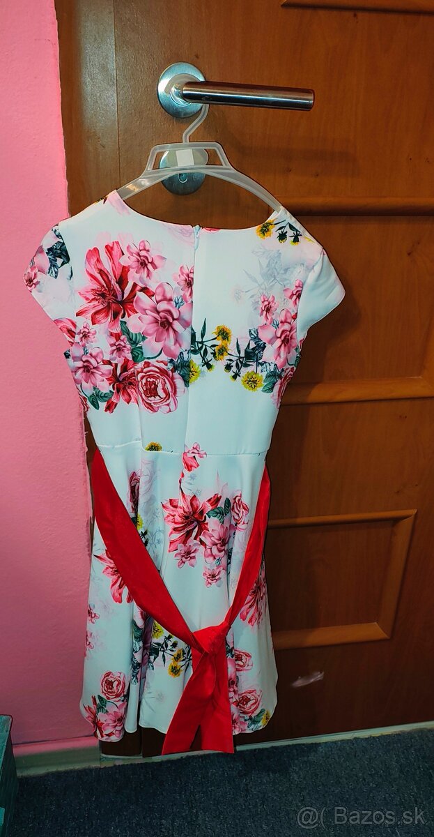 Spoločenské šaty veľ.134 - 2