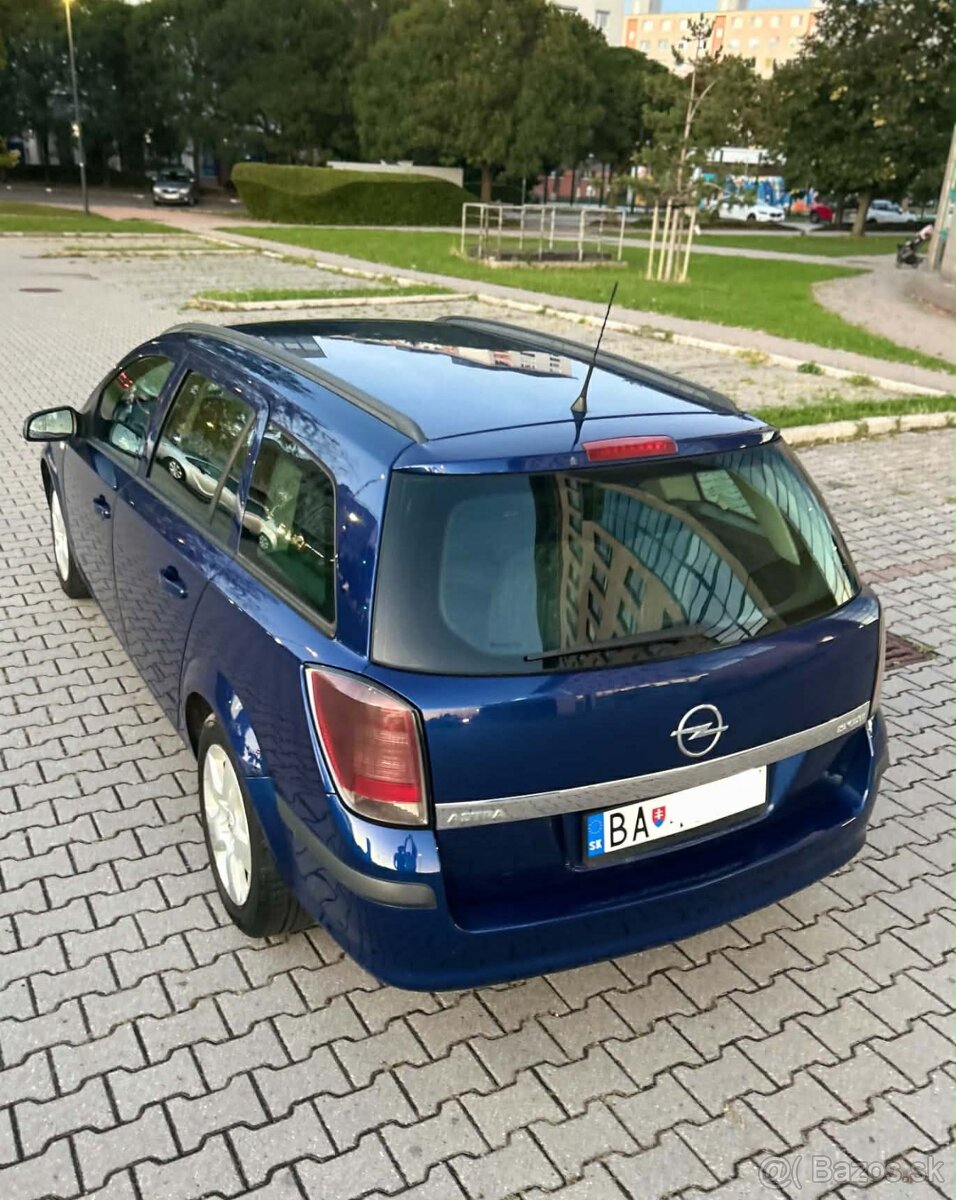 Opel Astra H Combi 1.9CDTI M6 r.v.2008 - 2