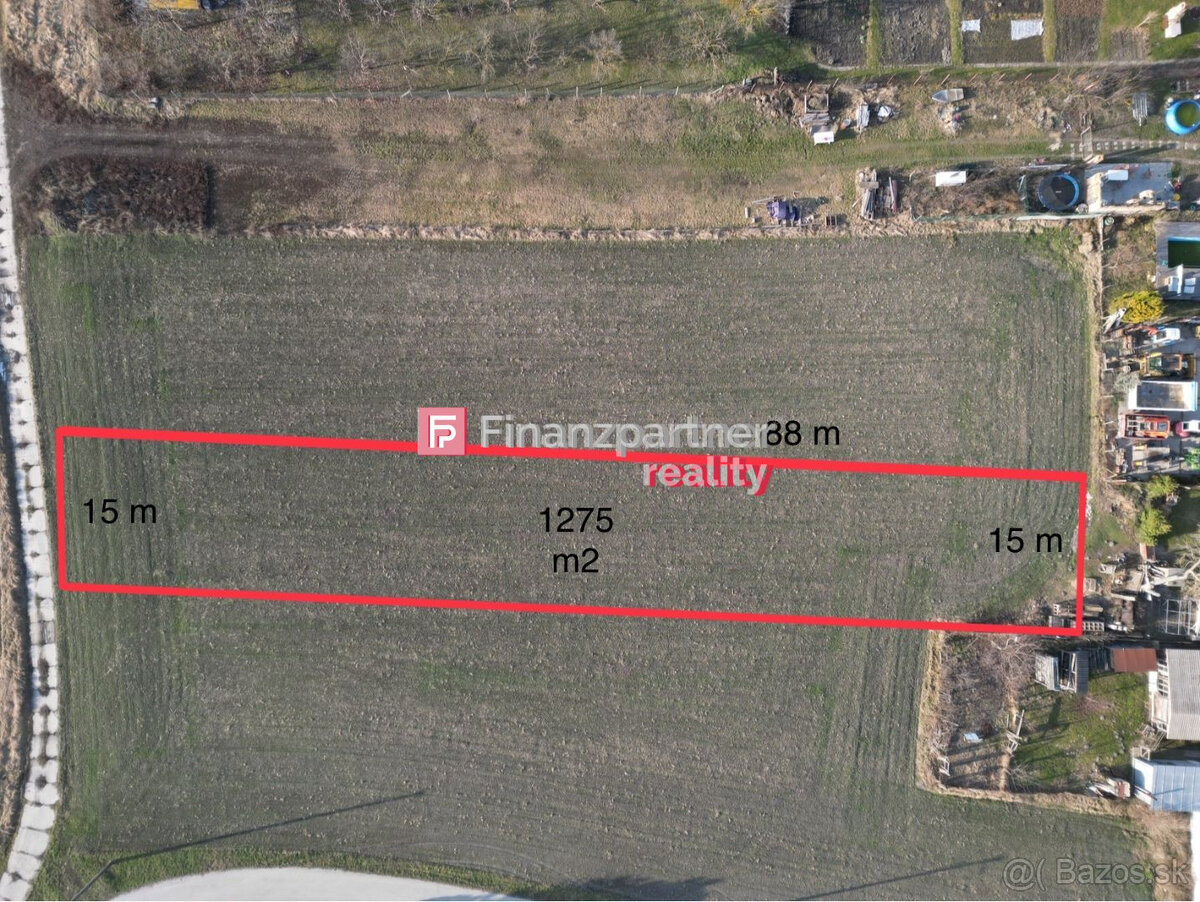 Na predaj pozemok o rozlohe 1275m2 - 2