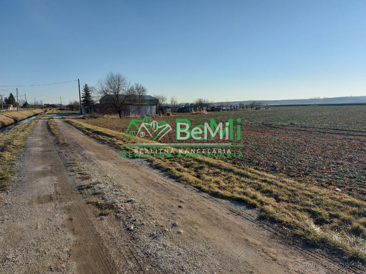 Predaj pozemok-orná pôda, Nitra-Janíkovce(060-14-ERF) - 2