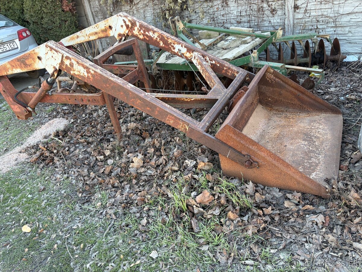 Čelný nakladač na traktor - 2