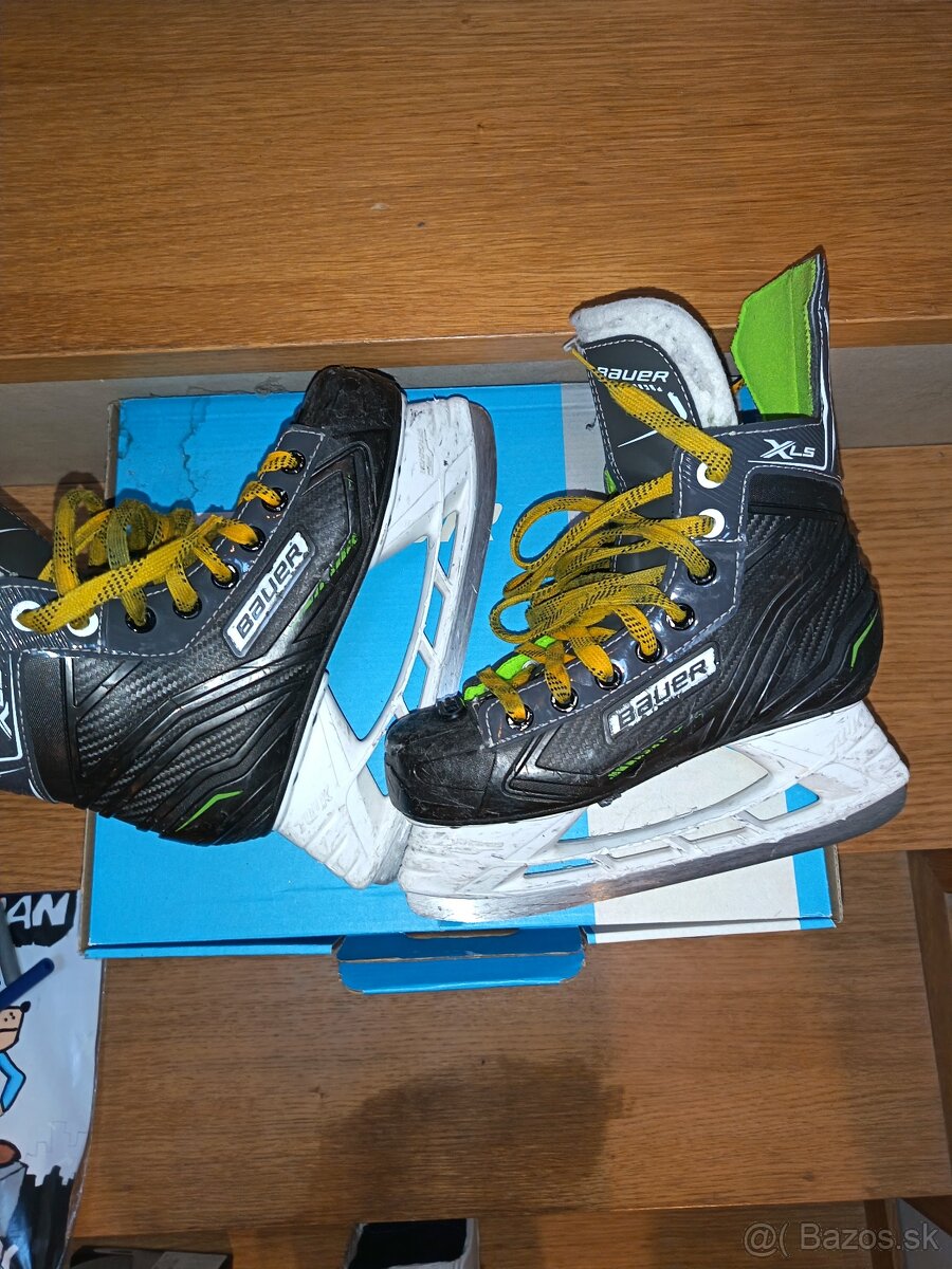 Predam korčule Bauer 37 - 2