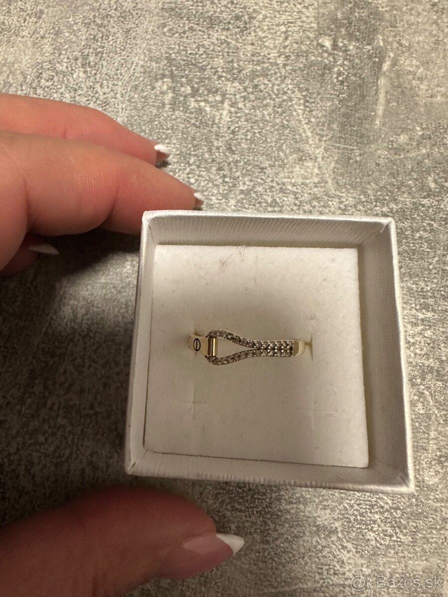 Zlatý prsteň - 2