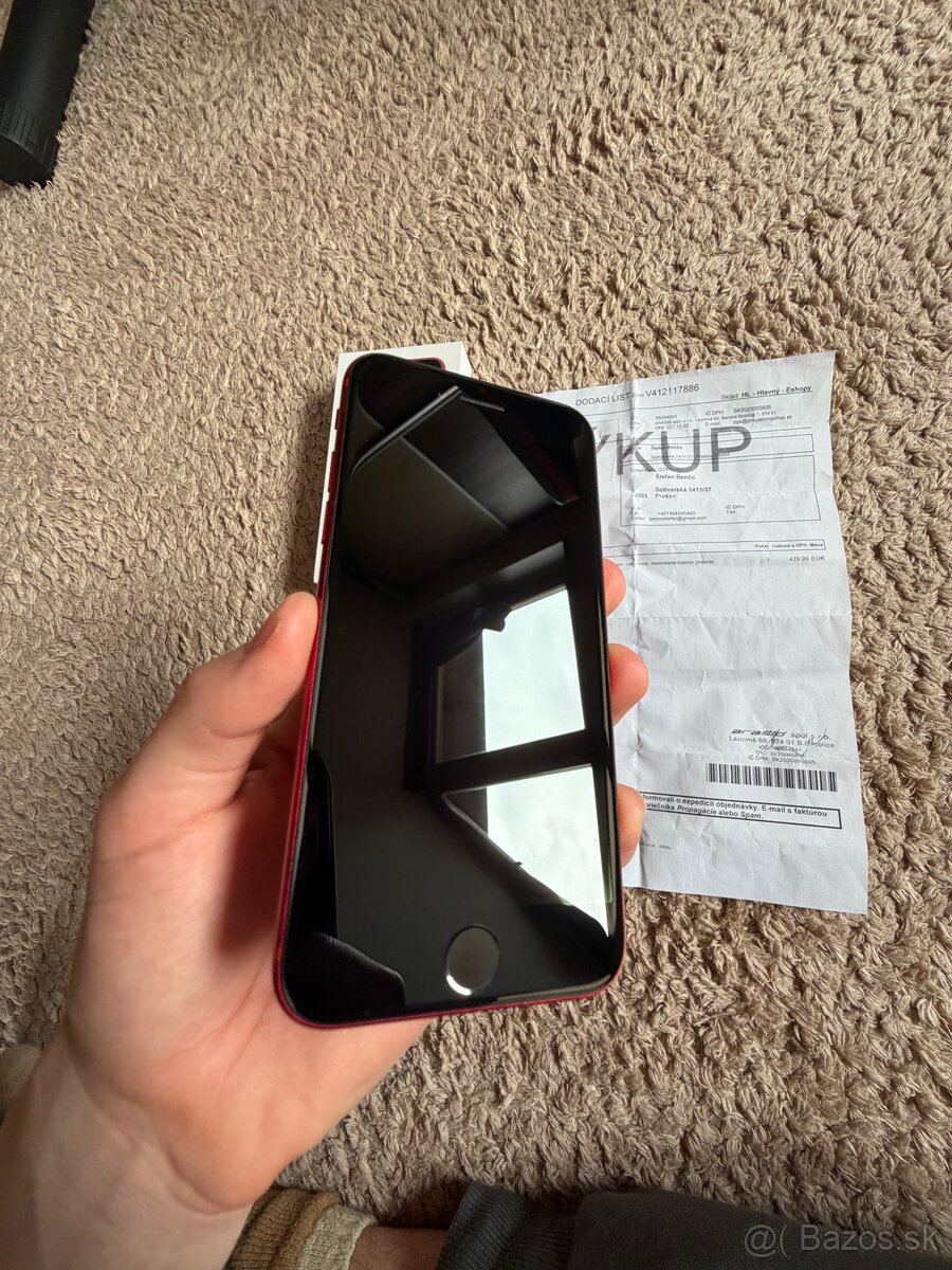 iPhone SE 2020 100% - 2