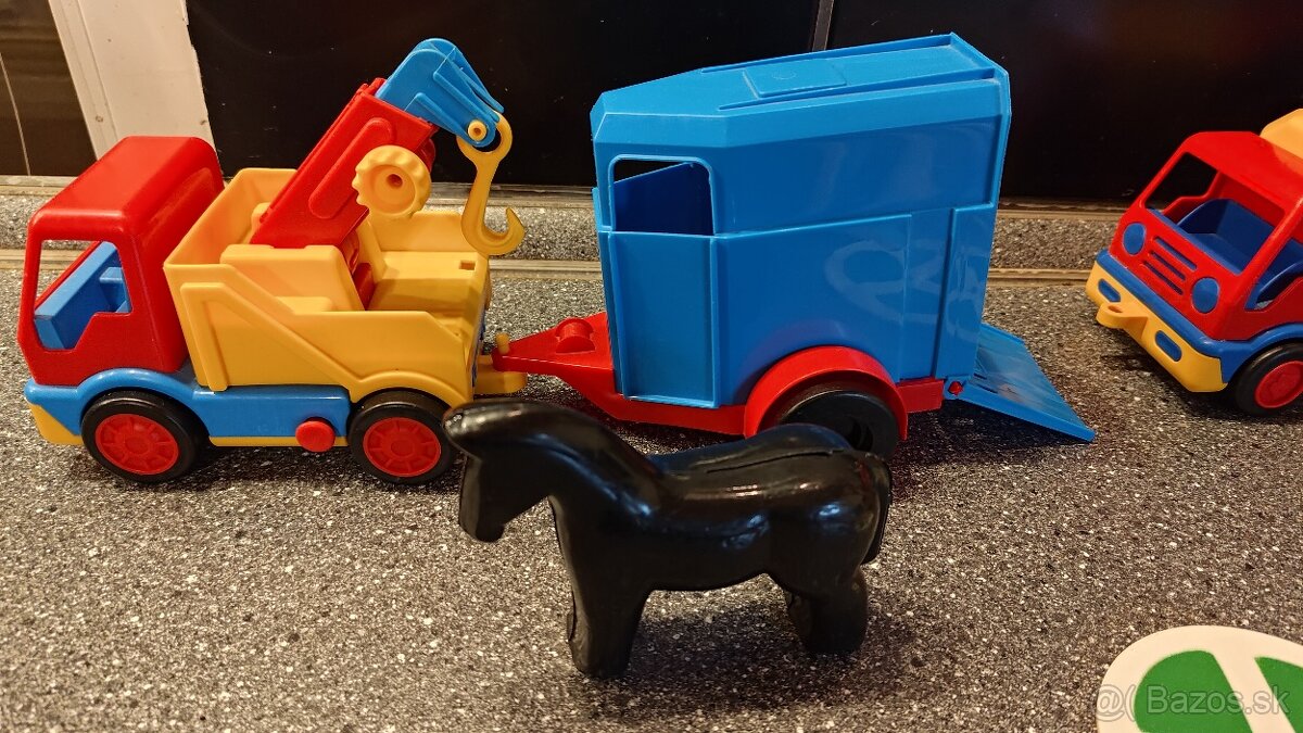 Auticka vsetko spolu - 2