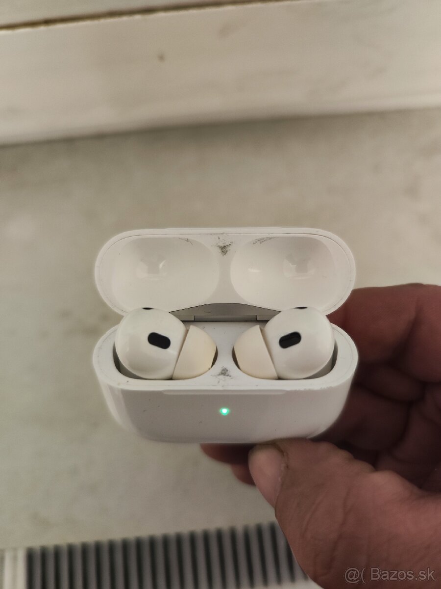AirPods Pro 2
2 - 2