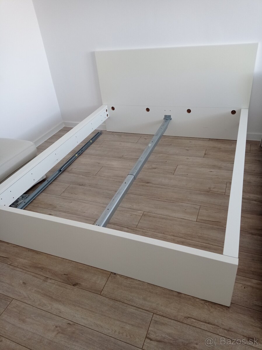 Predám IKEA posteľ malm 160 cm - 2