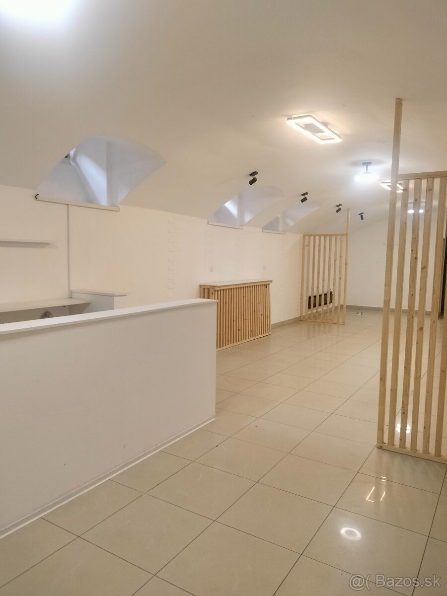 Na prenájom kadernícky salón v centre - 2