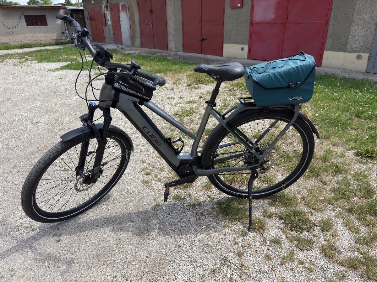 CUBE Kathmandu Hybrid Pro 625 - 2