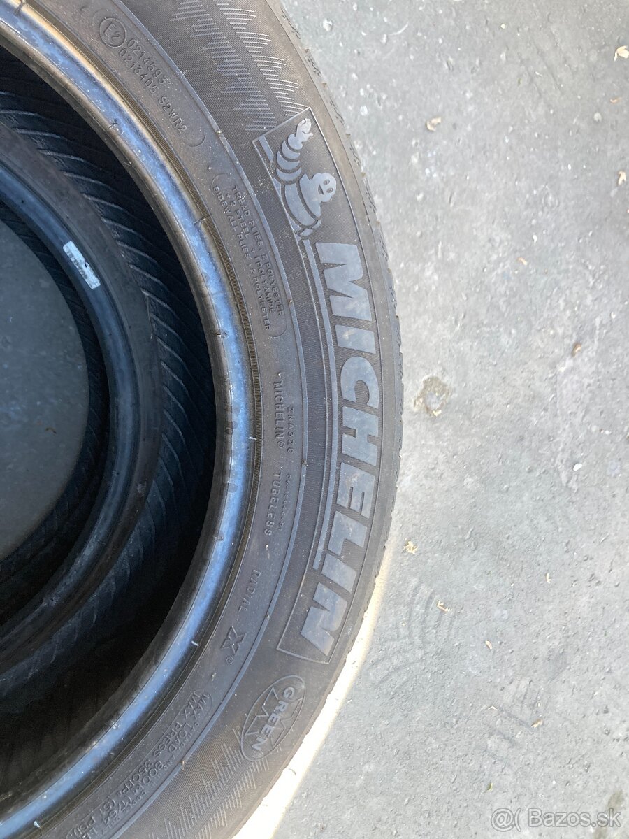 225/60R18 V100 - 2