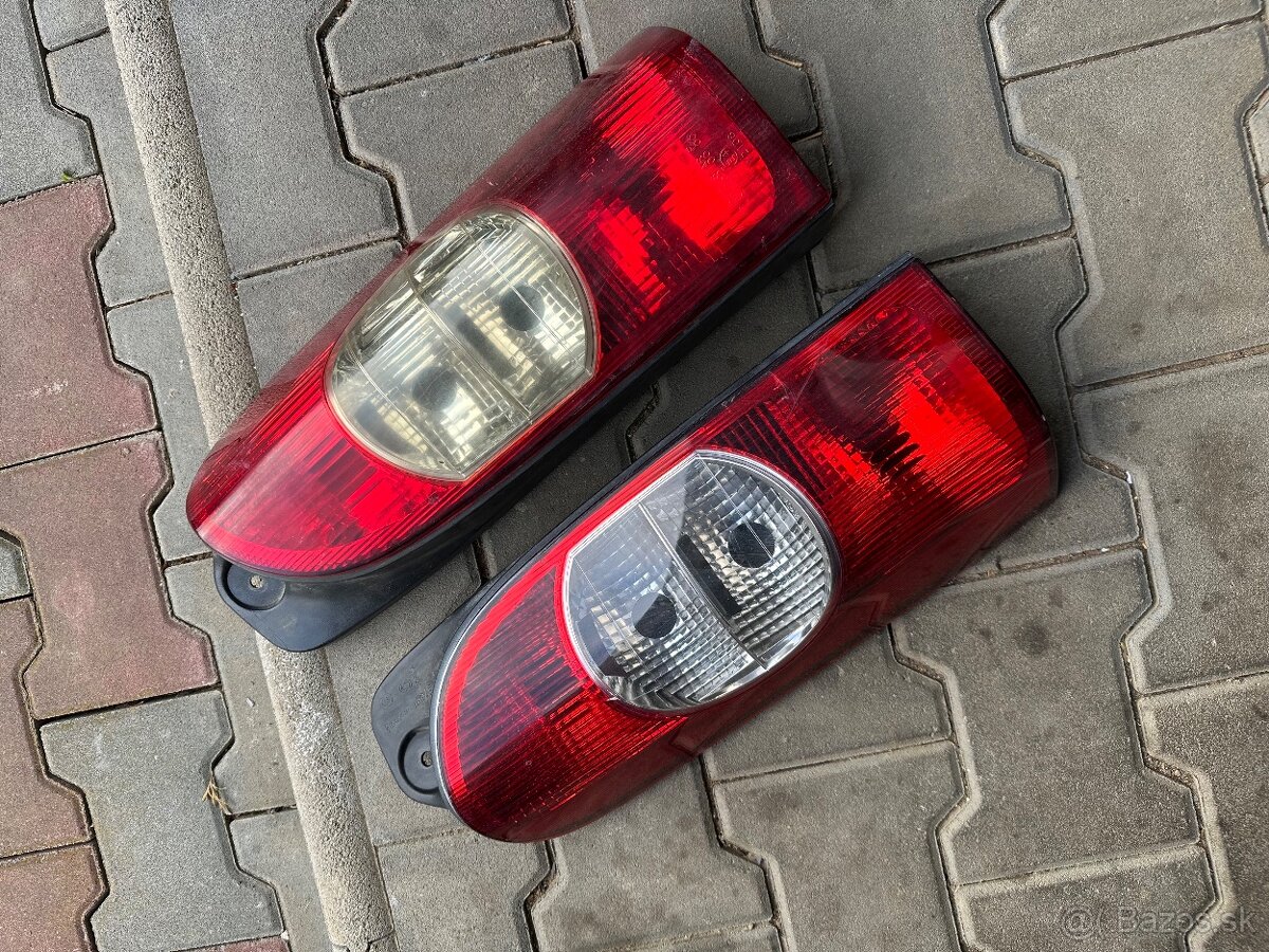 Zadné svetla - 2
