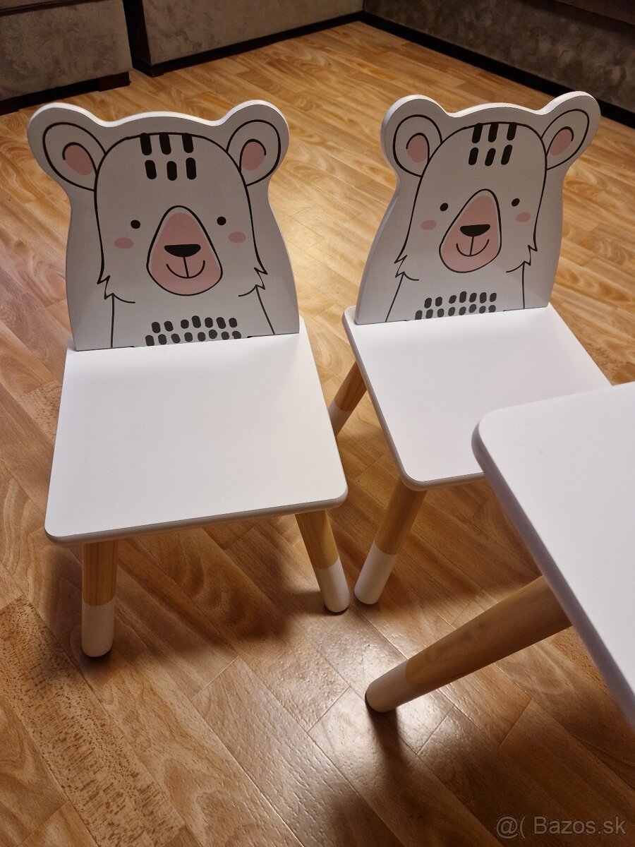 Detský stolík a stoličky - 2