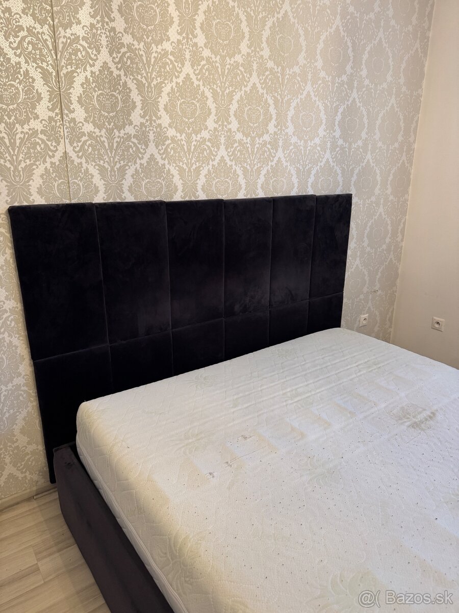Manželská postel s matracom - 2