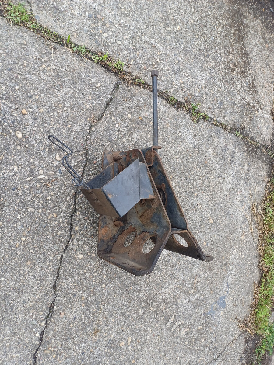 MAN TGA TGX TGS držák rezervy - 2