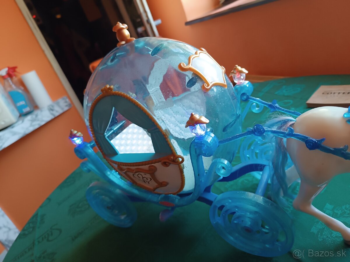 Koník s kociarom - 2